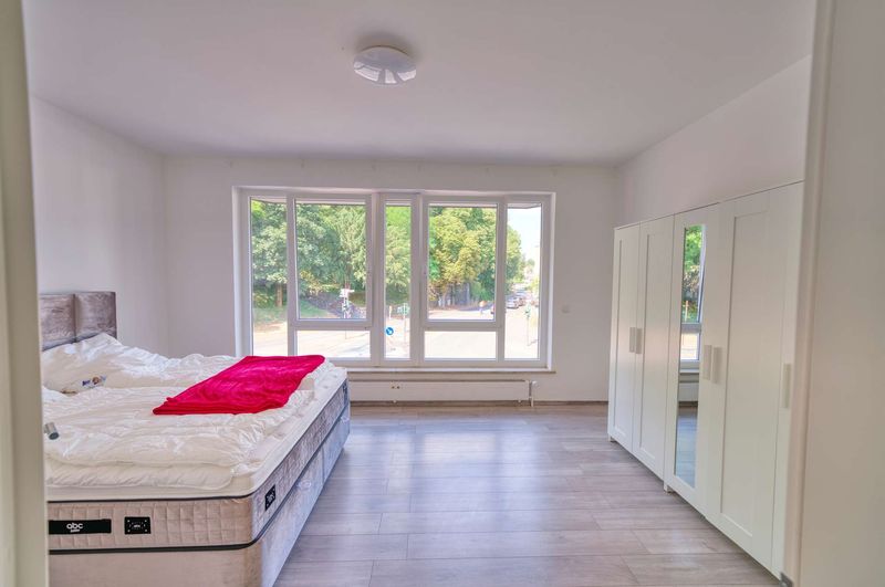 Schöne möblierte 2-Zimmerwohnung umfassend modernisiert 2023, mitten in der City von Bad Godesberg